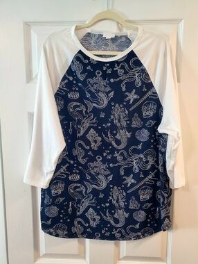 LuLaRoe Navy and White Mermaid Raglan Top